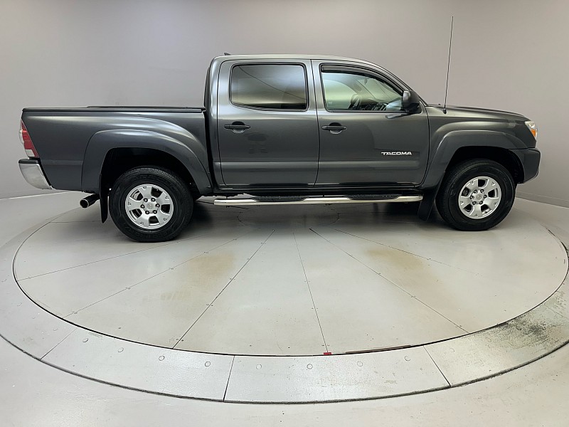Vehicle image 5 of 37
