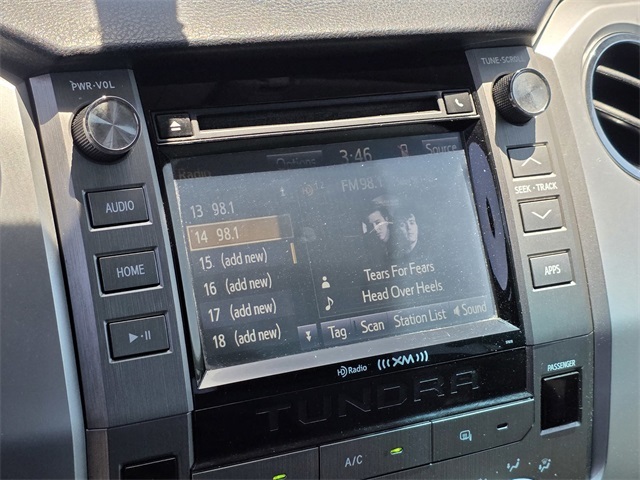 Vehicle image 22 of 37