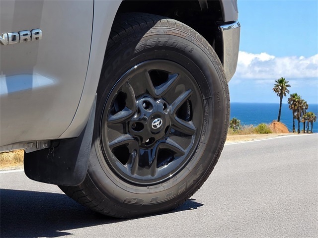 Vehicle image 8 of 37