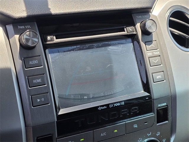 Vehicle image 23 of 37