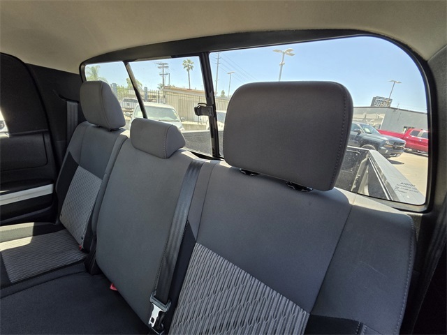 Vehicle image 13 of 37