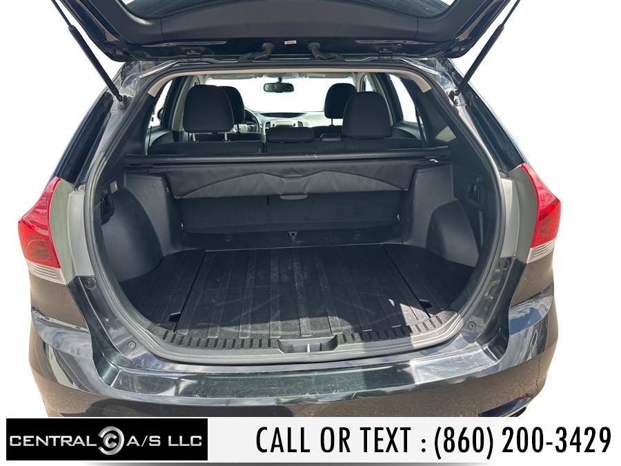 Vehicle image 13 of 18