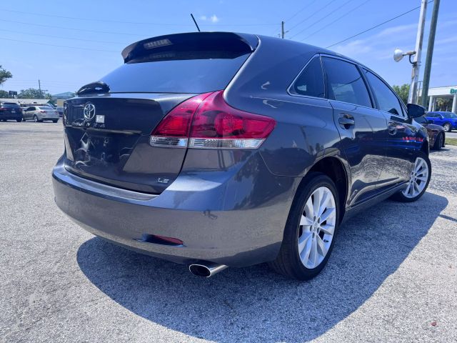 Vehicle image 3 of 9