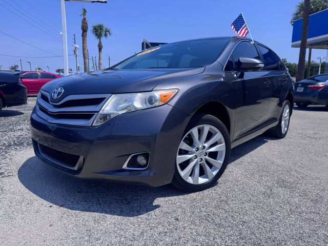 Vehicle image 1 of 9