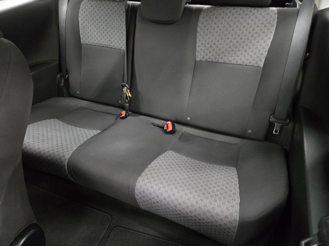 Vehicle image 8 of 18