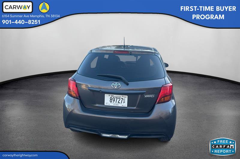 Vehicle image 22 of 32