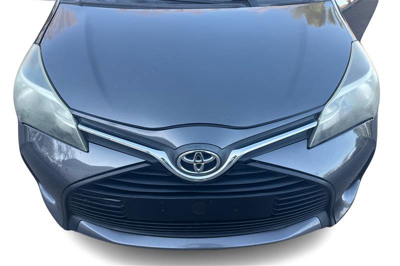 Vehicle image 28 of 32