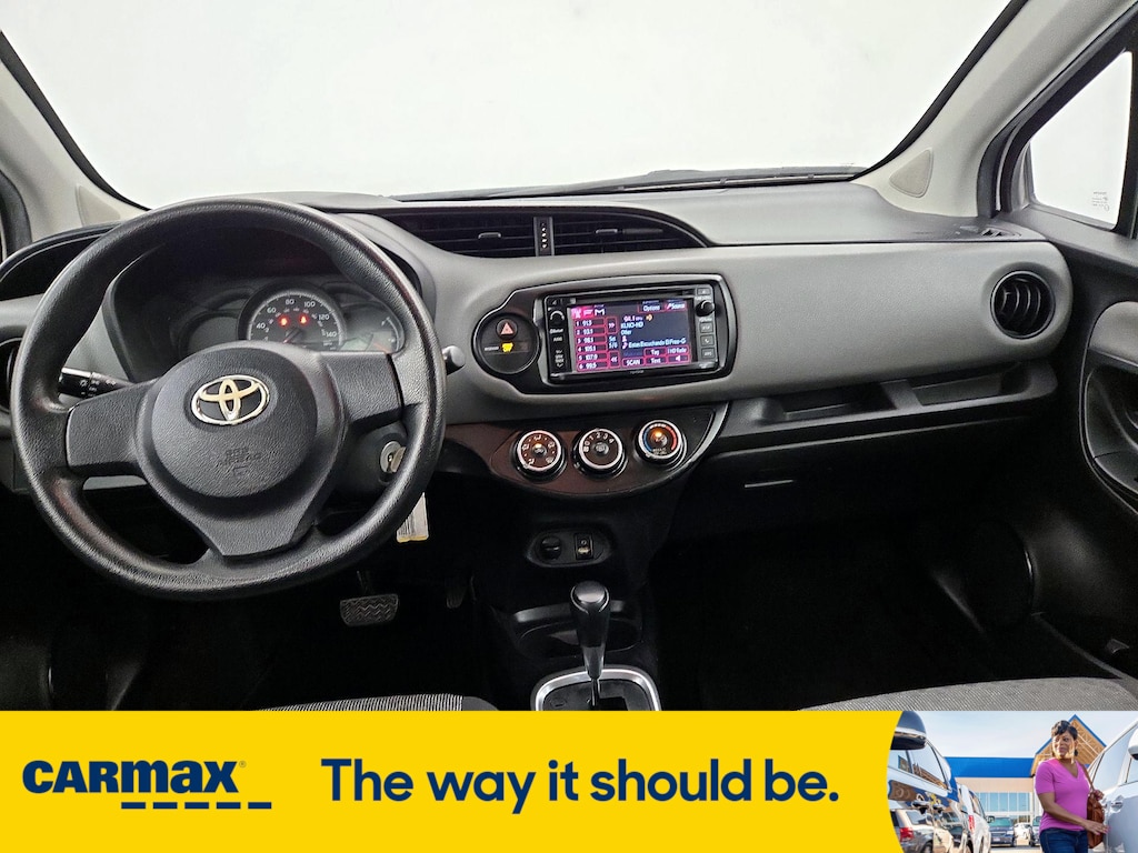 Vehicle image 11 of 26