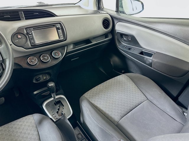 Vehicle image 20 of 29