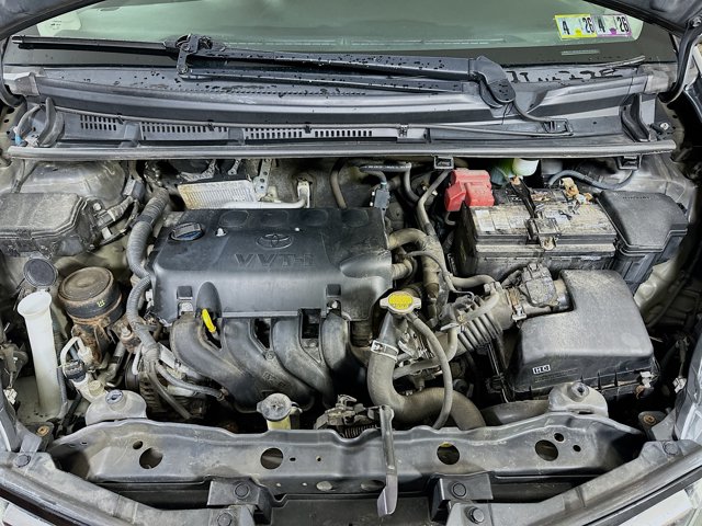 Vehicle image 27 of 29