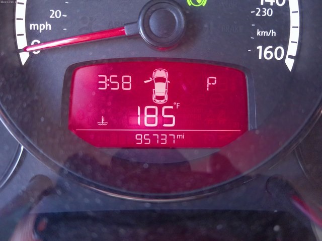 Vehicle image 10 of 13