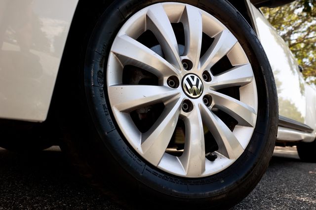 Vehicle image 15 of 45