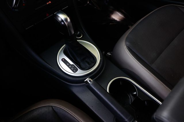 Vehicle image 29 of 45