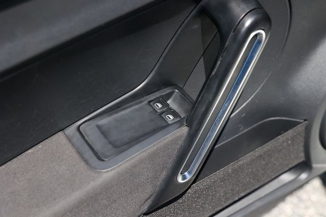 Vehicle image 39 of 45