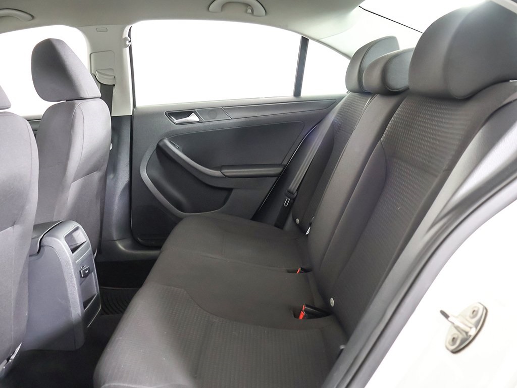 2015 Volkswagen Jetta 1.8T S Image 18 of 39