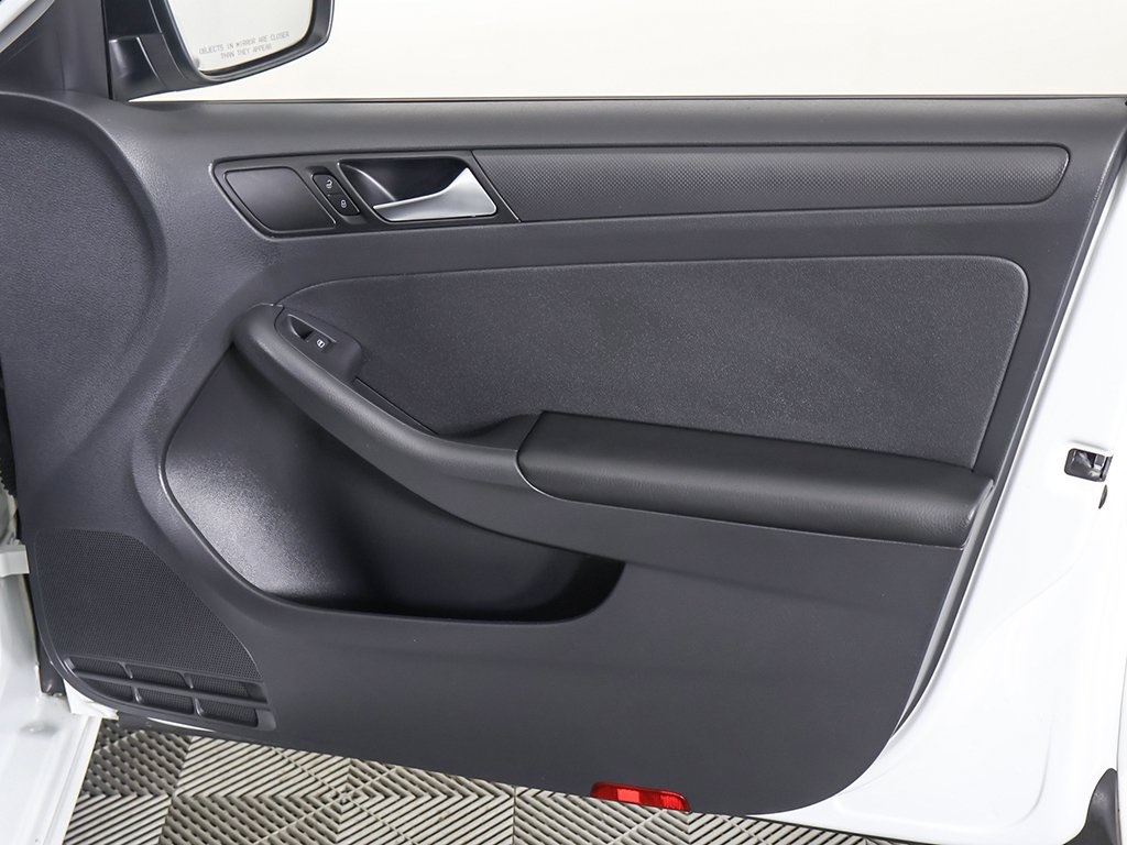 2015 Volkswagen Jetta 1.8T S Image 29 of 39