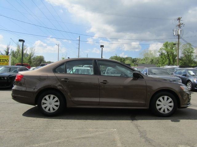2015 Volkswagen Jetta 1.8T S Image 3 of 29