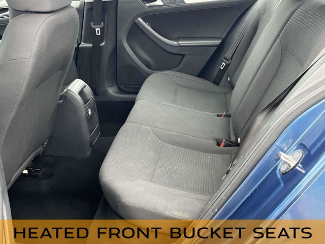 Vehicle image 12 of 32