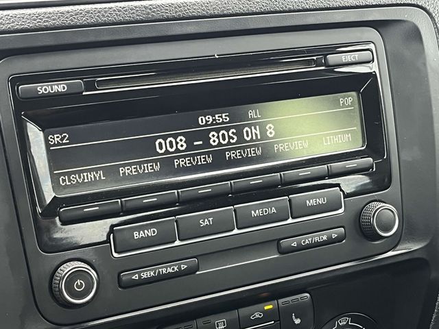 Vehicle image 20 of 32