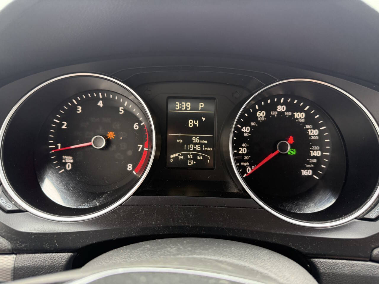 Vehicle image 14 of 30