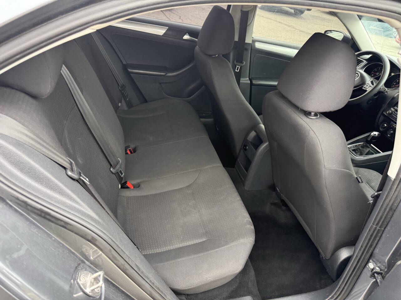 Vehicle image 9 of 30