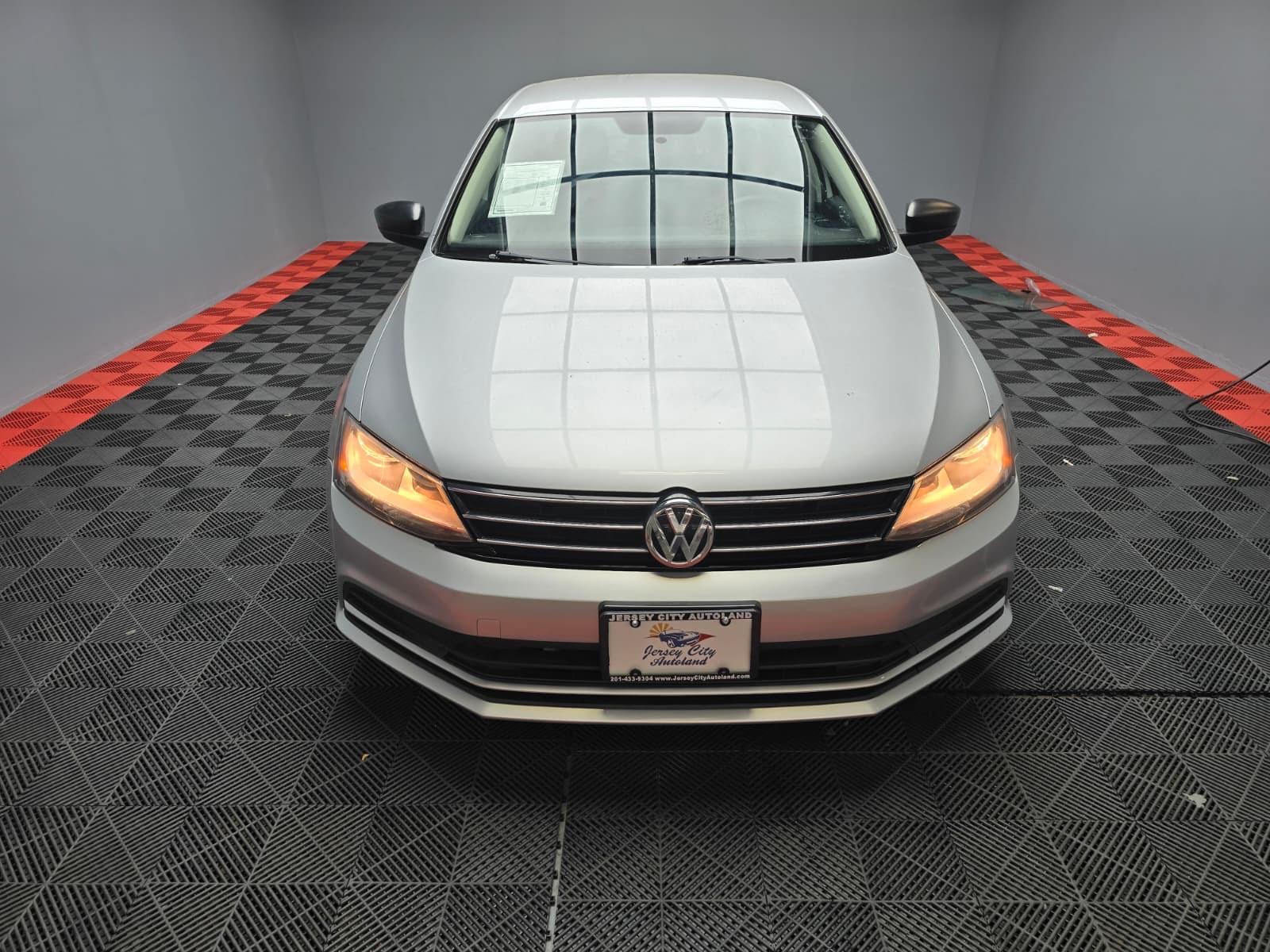 2015 Volkswagen Jetta 1.8T S Image 4 of 25