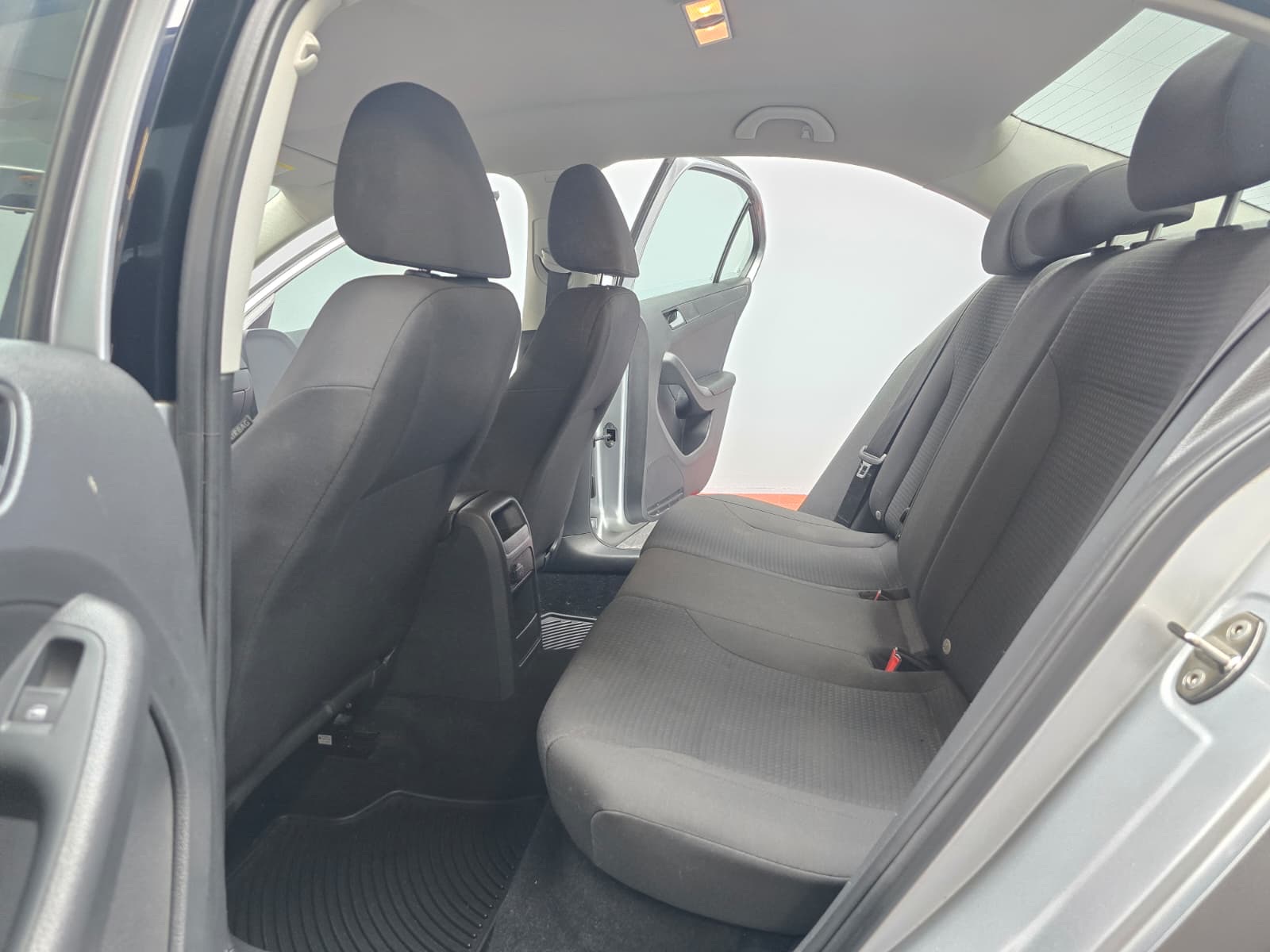 2015 Volkswagen Jetta 1.8T S Image 10 of 25