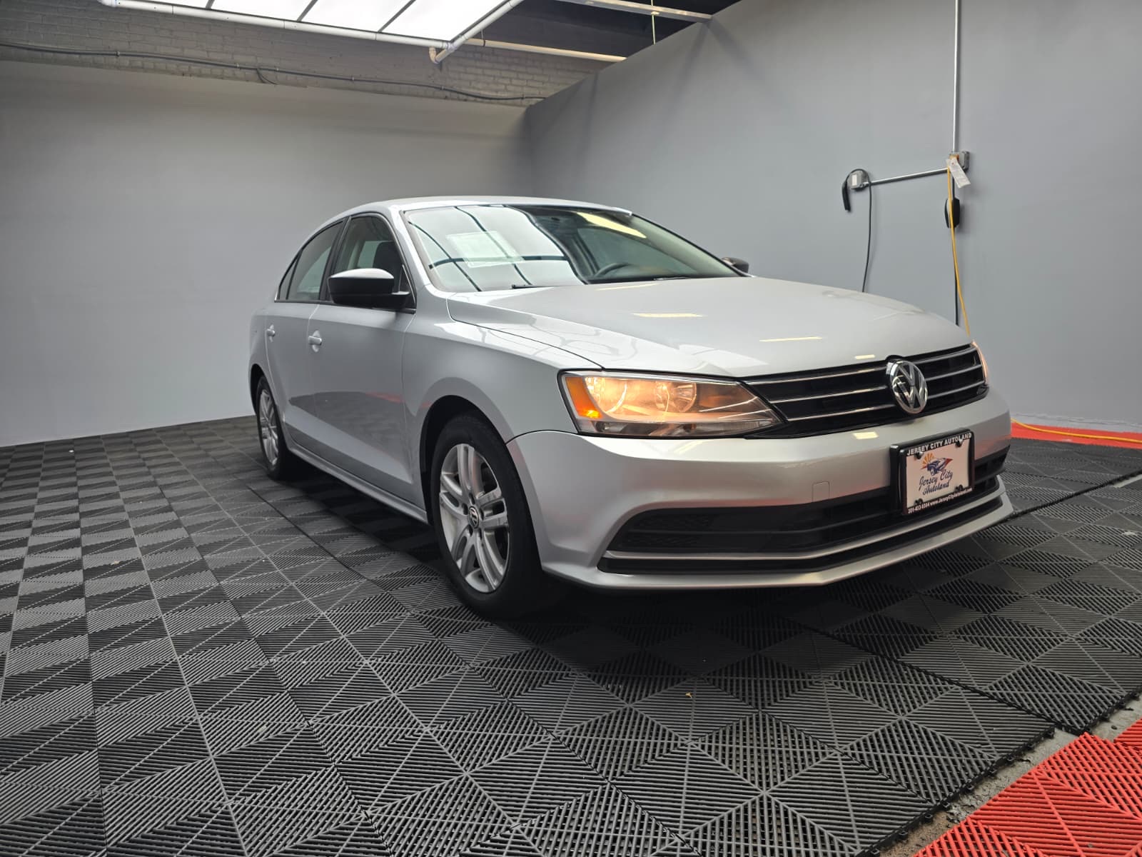2015 Volkswagen Jetta 1.8T S Image 5 of 25