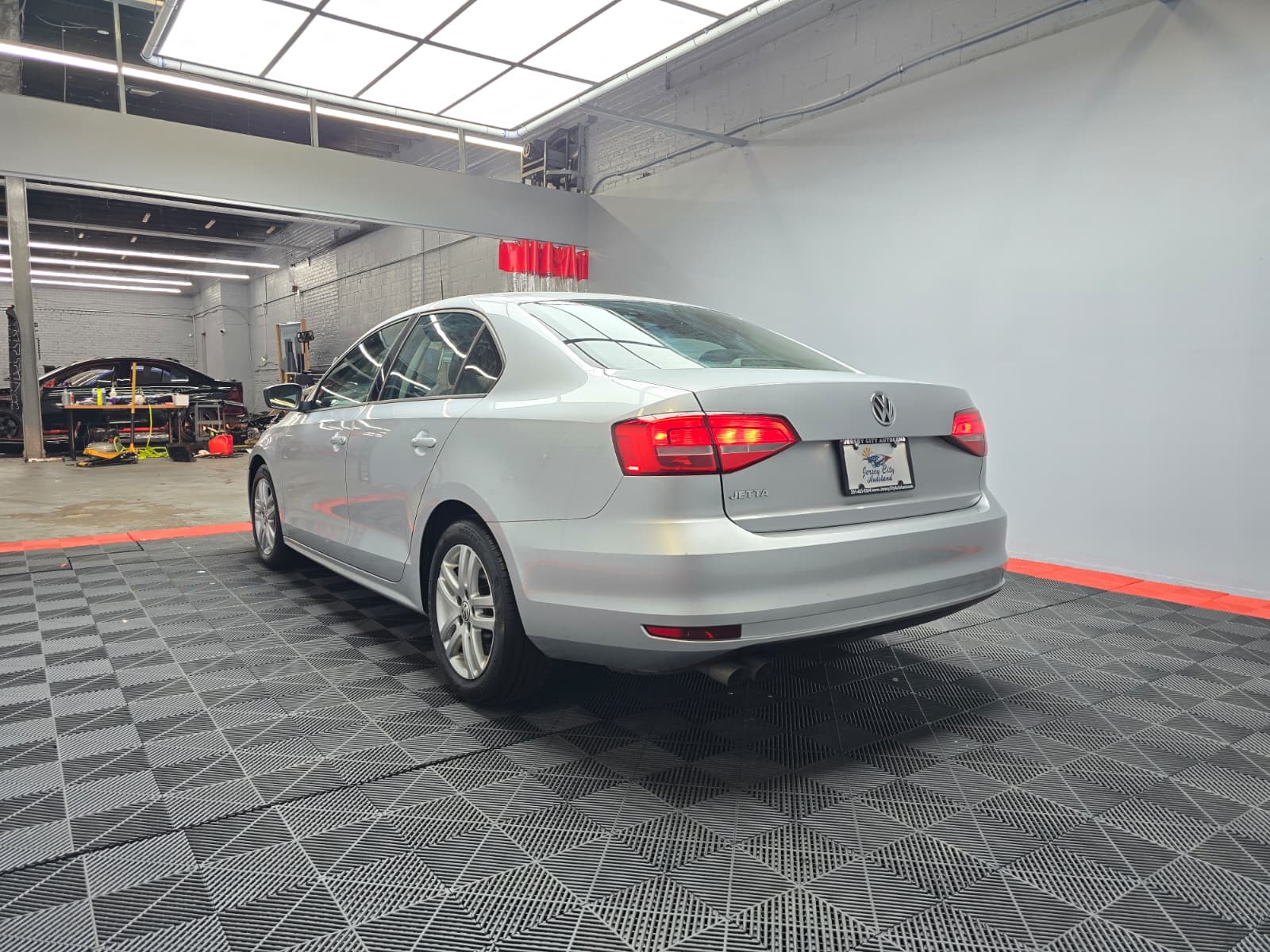 2015 Volkswagen Jetta 1.8T S Image 8 of 25