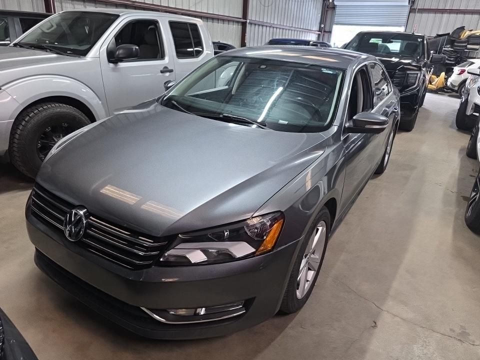 2015 Volkswagen Passat 1.8T Limited Image 1 of 5