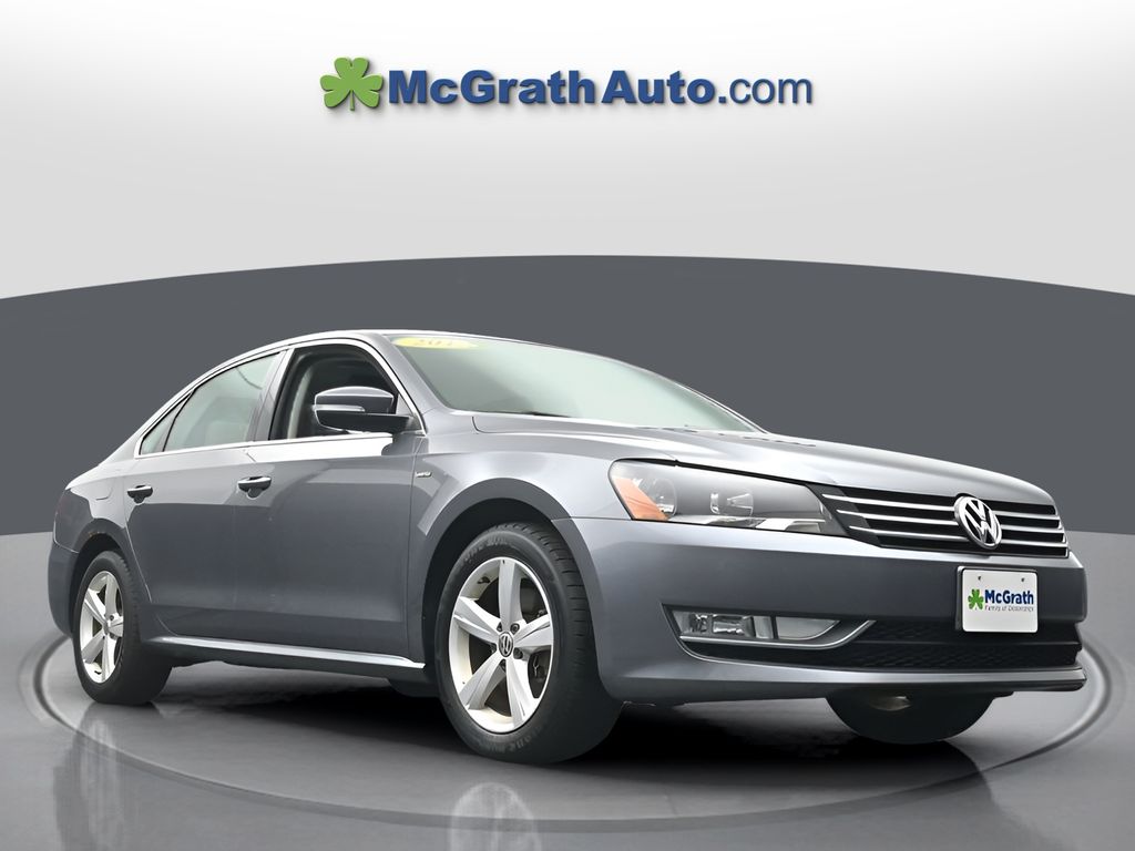 2015 Volkswagen Passat 1.8T Limited Image 9 of 28