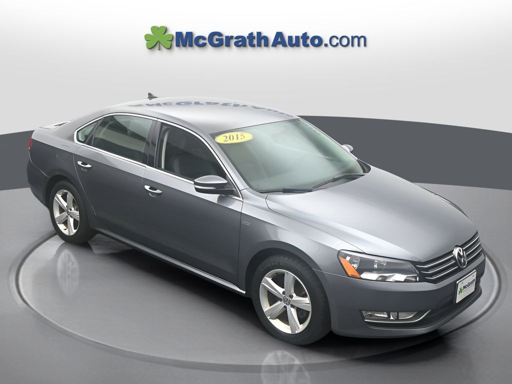 2015 Volkswagen Passat 1.8T Limited Image 7 of 28