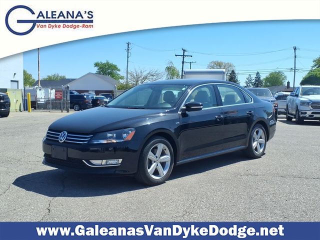 2015 Volkswagen Passat 1.8T Limited Image 1 of 22