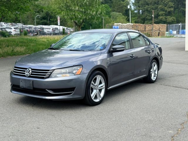 2015 Volkswagen Passat 1.8T Wolfsburg Edition Image 1 of 45