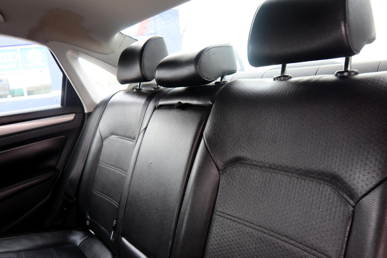 2015 Volkswagen Passat 1.8T S Image 20 of 42