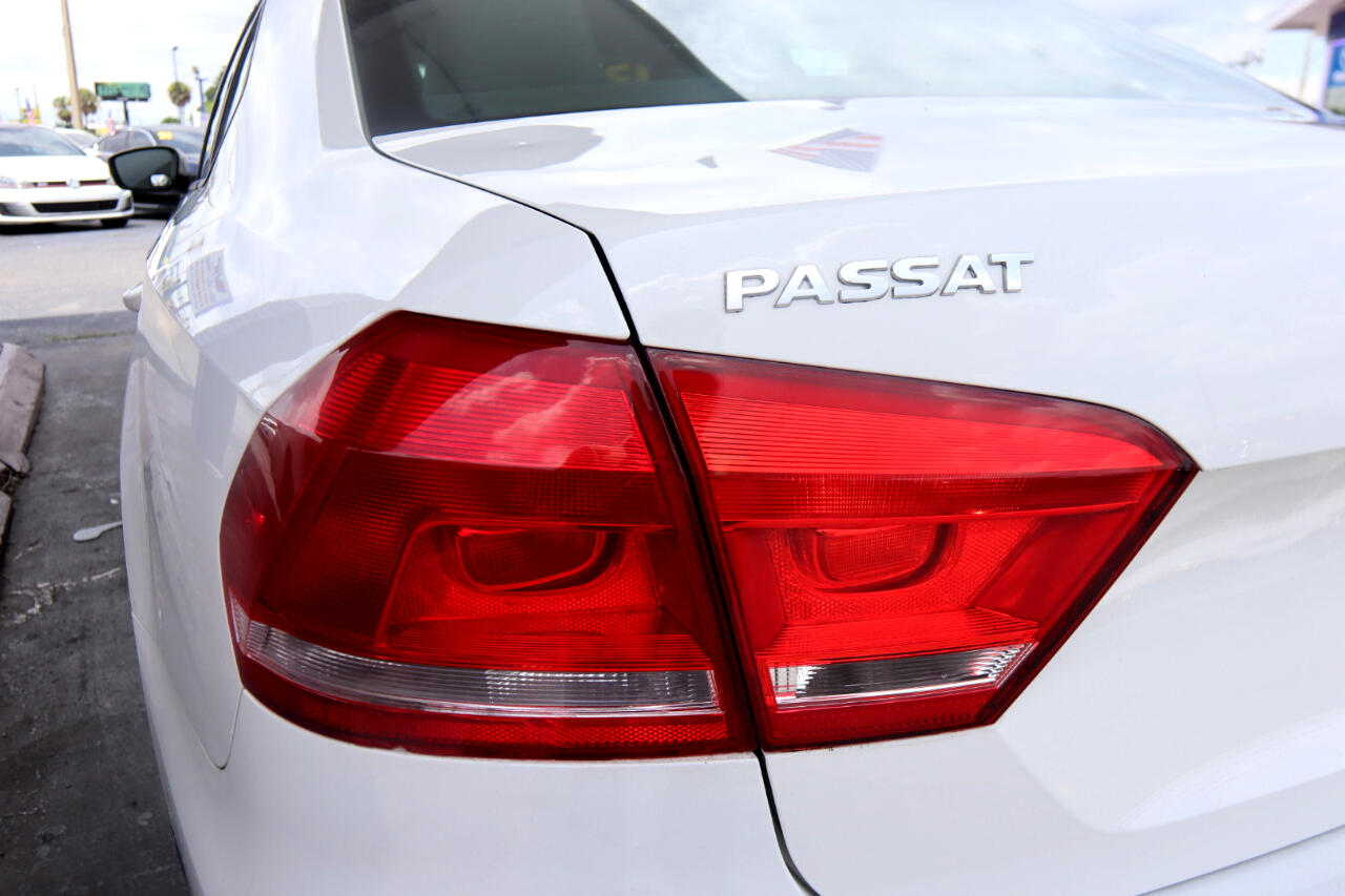 2015 Volkswagen Passat 1.8T S Image 41 of 42