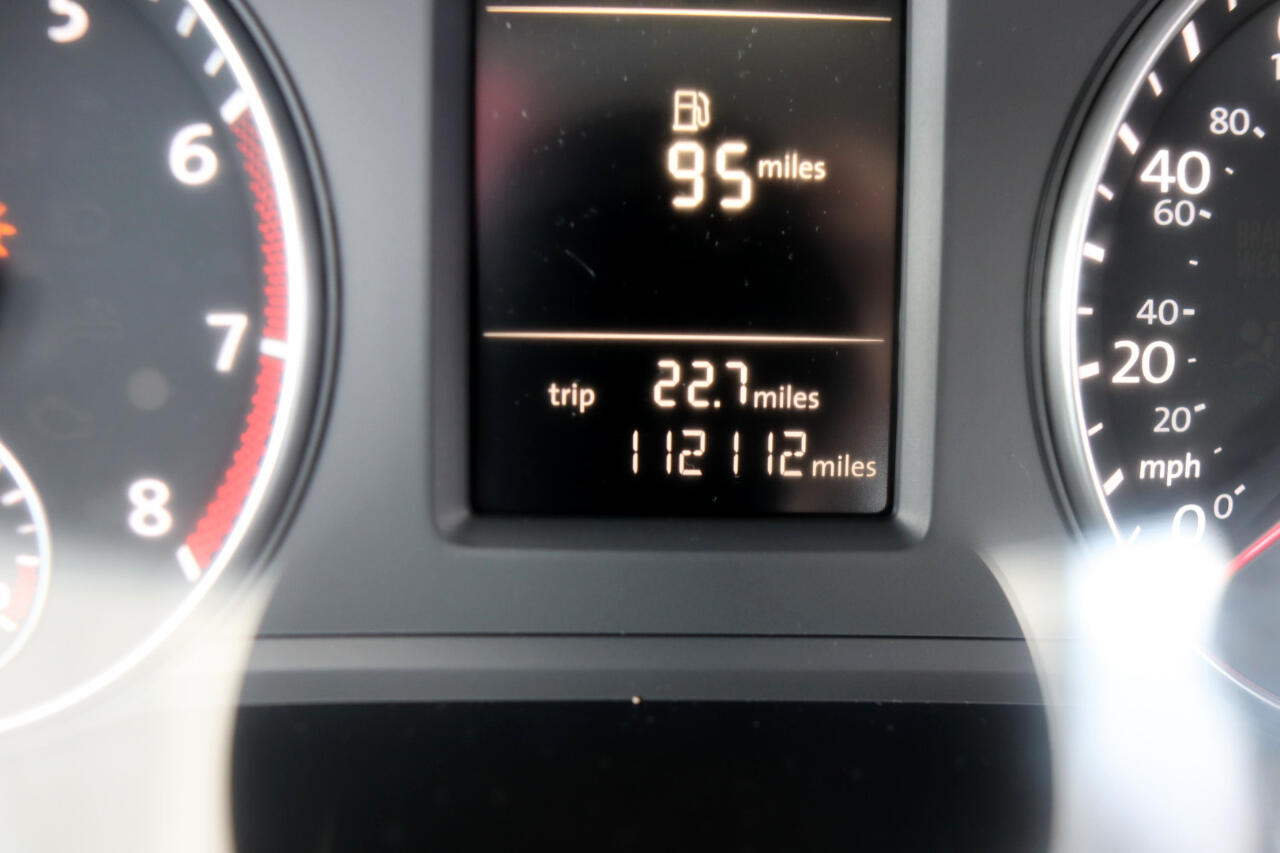 2015 Volkswagen Passat 1.8T S Image 32 of 42