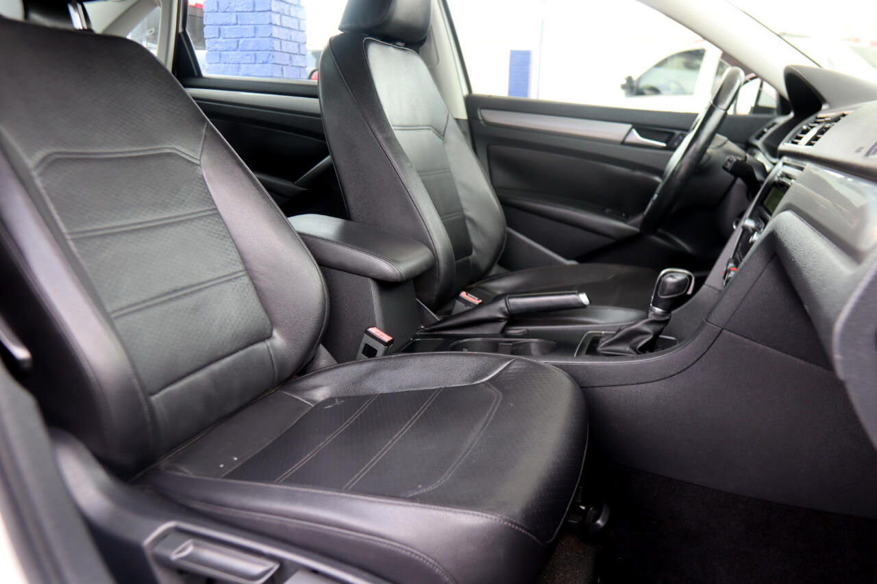 2015 Volkswagen Passat 1.8T S Image 17 of 42