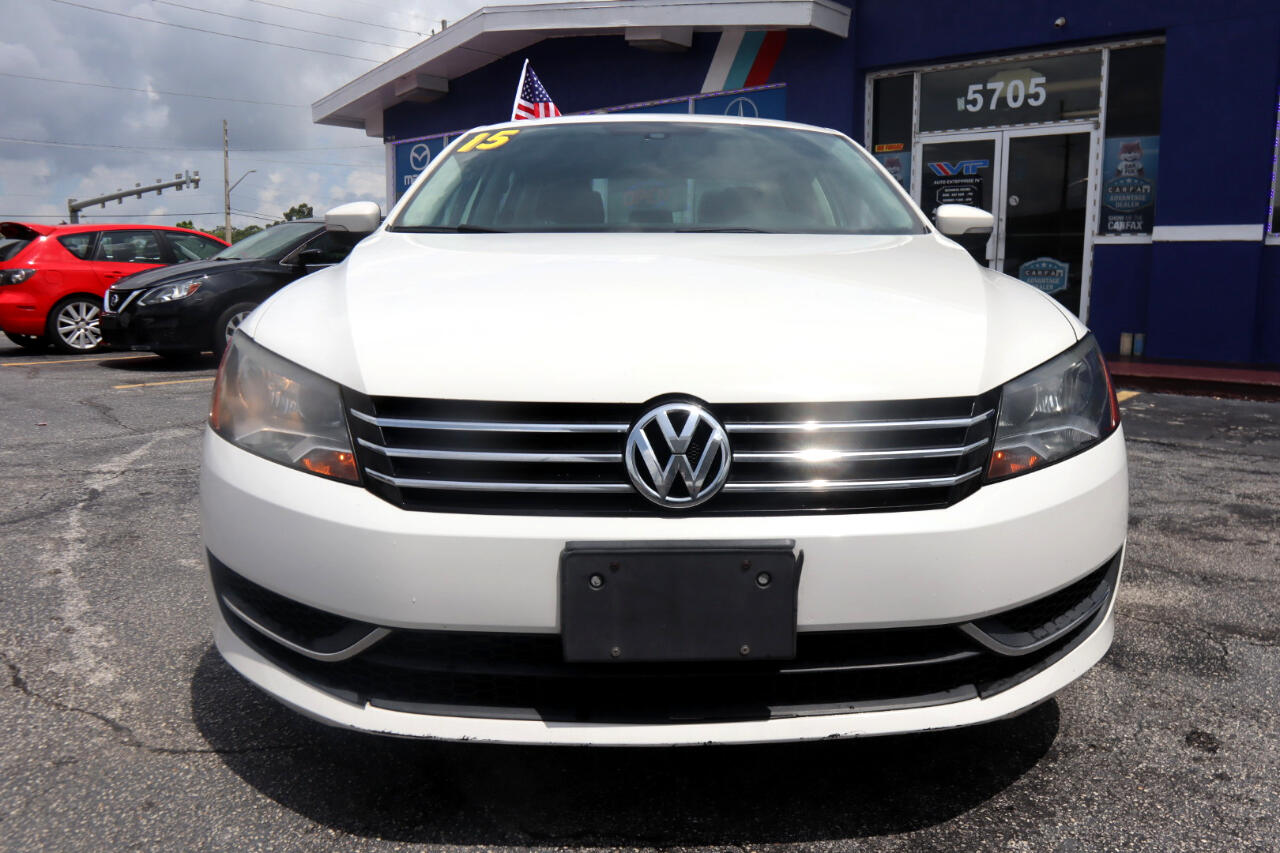 2015 Volkswagen Passat 1.8T S Image 3 of 42