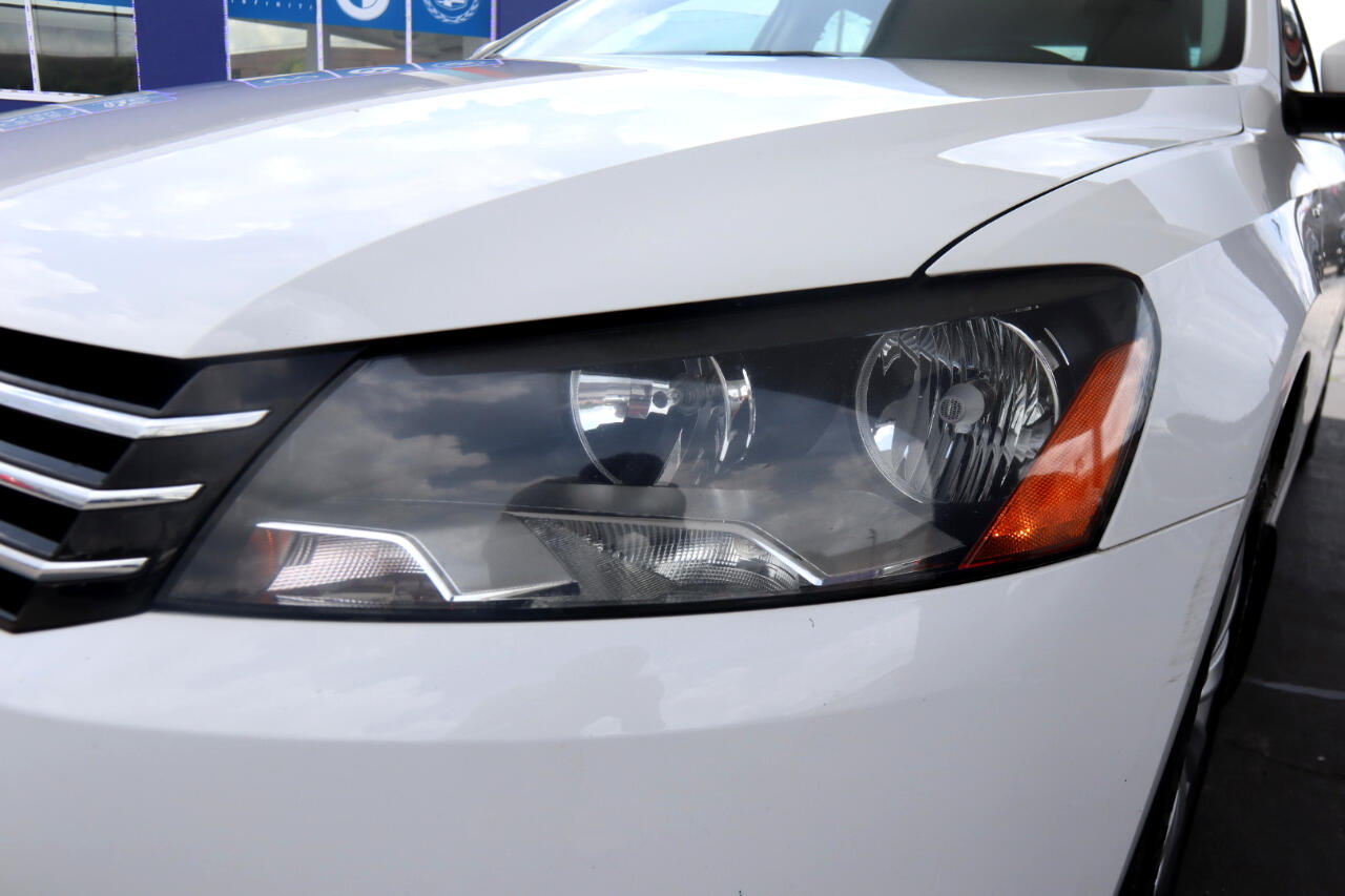 2015 Volkswagen Passat 1.8T S Image 33 of 42