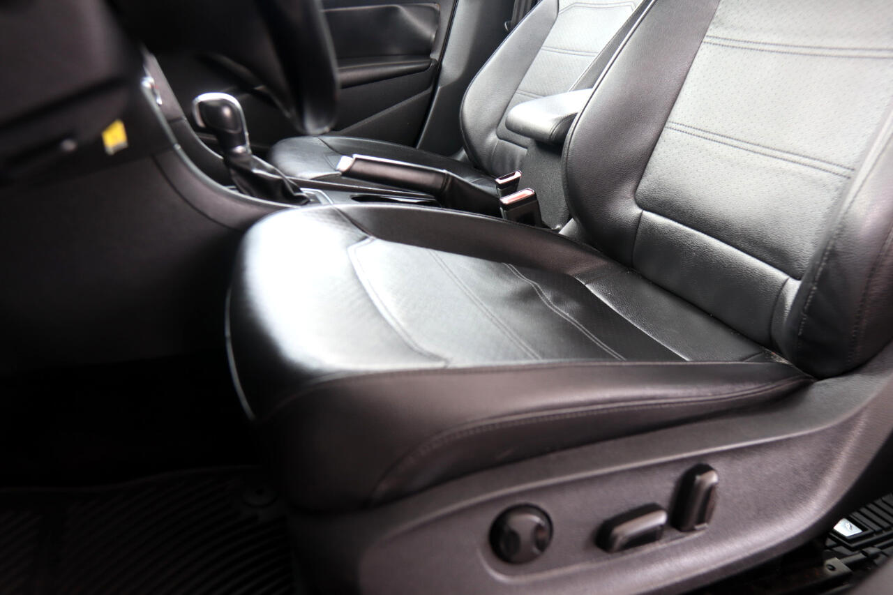 2015 Volkswagen Passat 1.8T S Image 37 of 42
