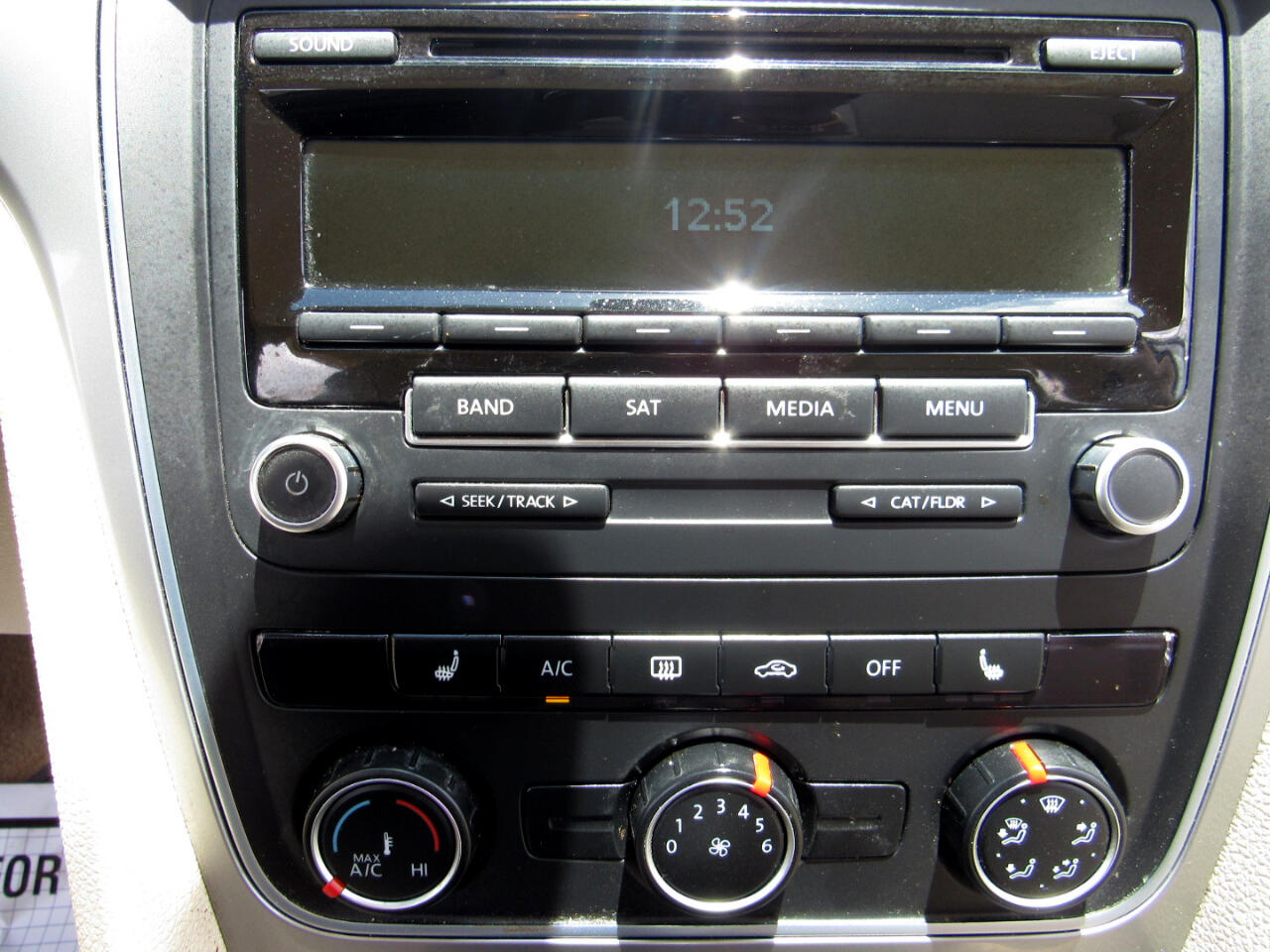 2015 Volkswagen Passat 1.8T S Image 35 of 53