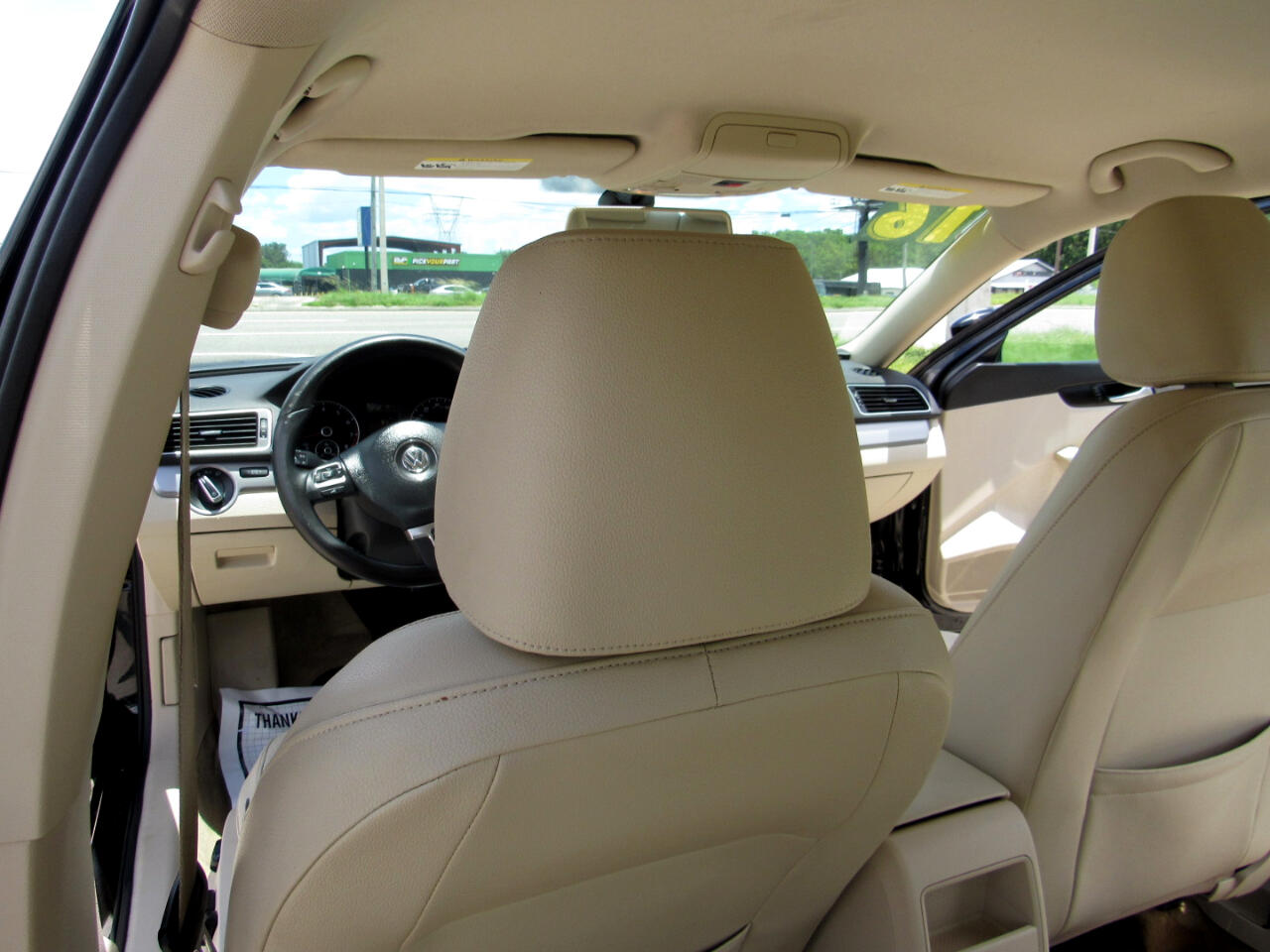 2015 Volkswagen Passat 1.8T S Image 27 of 53