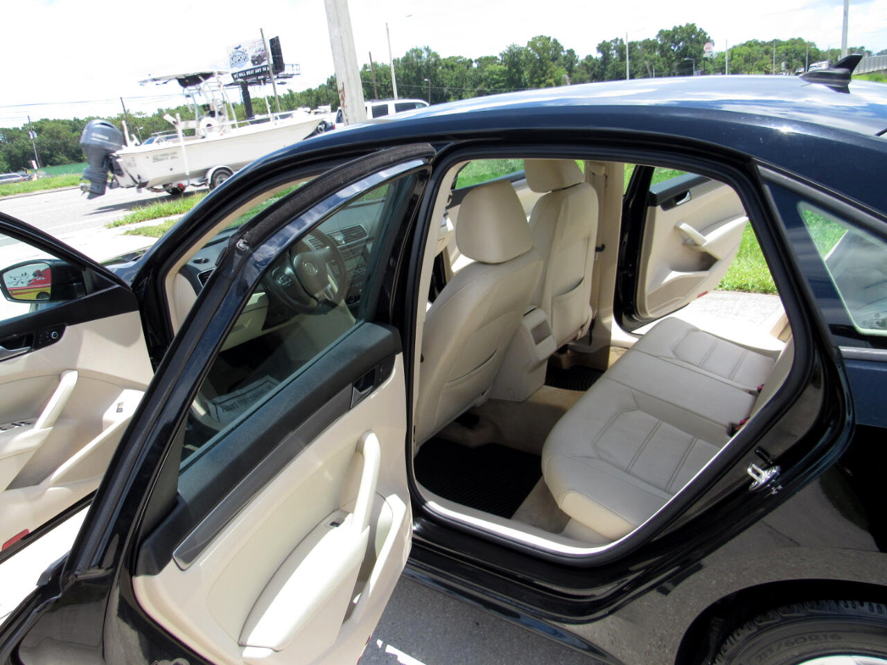 2015 Volkswagen Passat 1.8T S Image 31 of 53