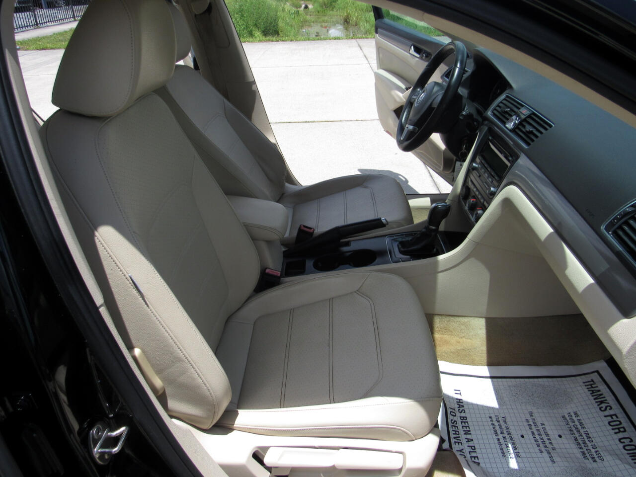 2015 Volkswagen Passat 1.8T S Image 18 of 53