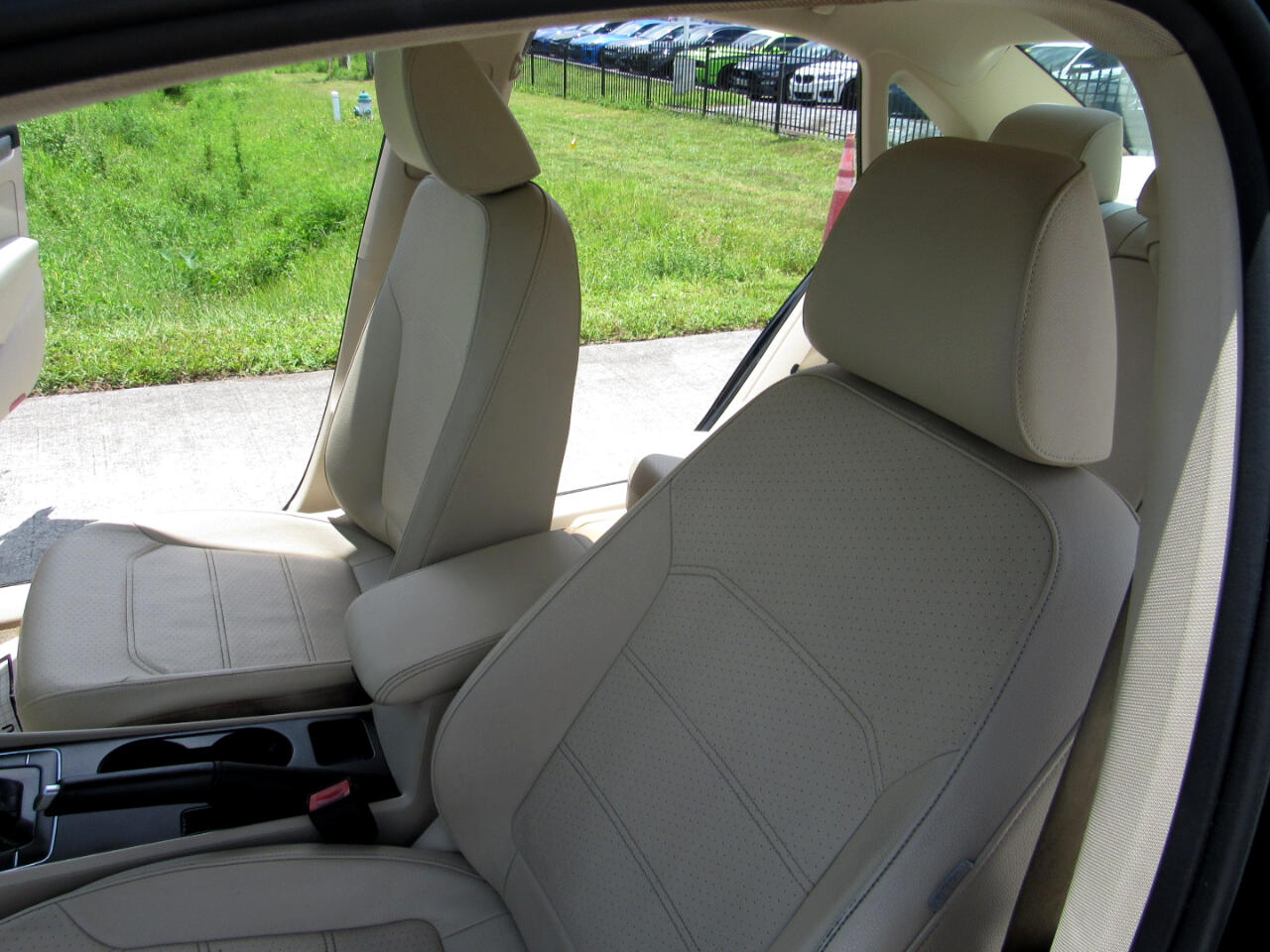 2015 Volkswagen Passat 1.8T S Image 20 of 53