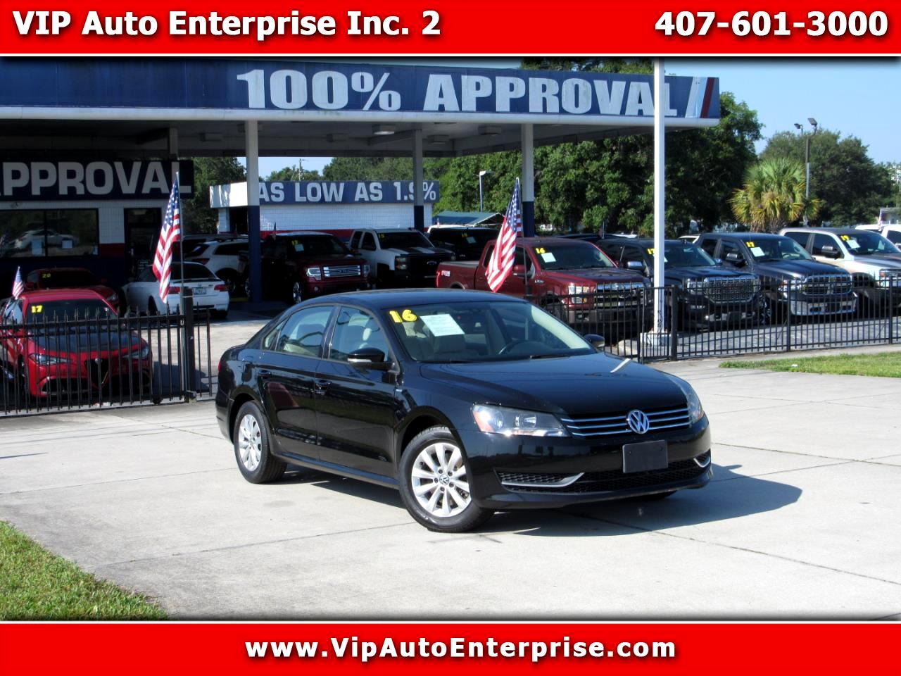 2015 Volkswagen Passat 1.8T S Image 2 of 53
