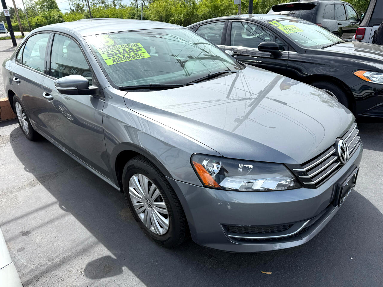 Vehicle image 1 of 4