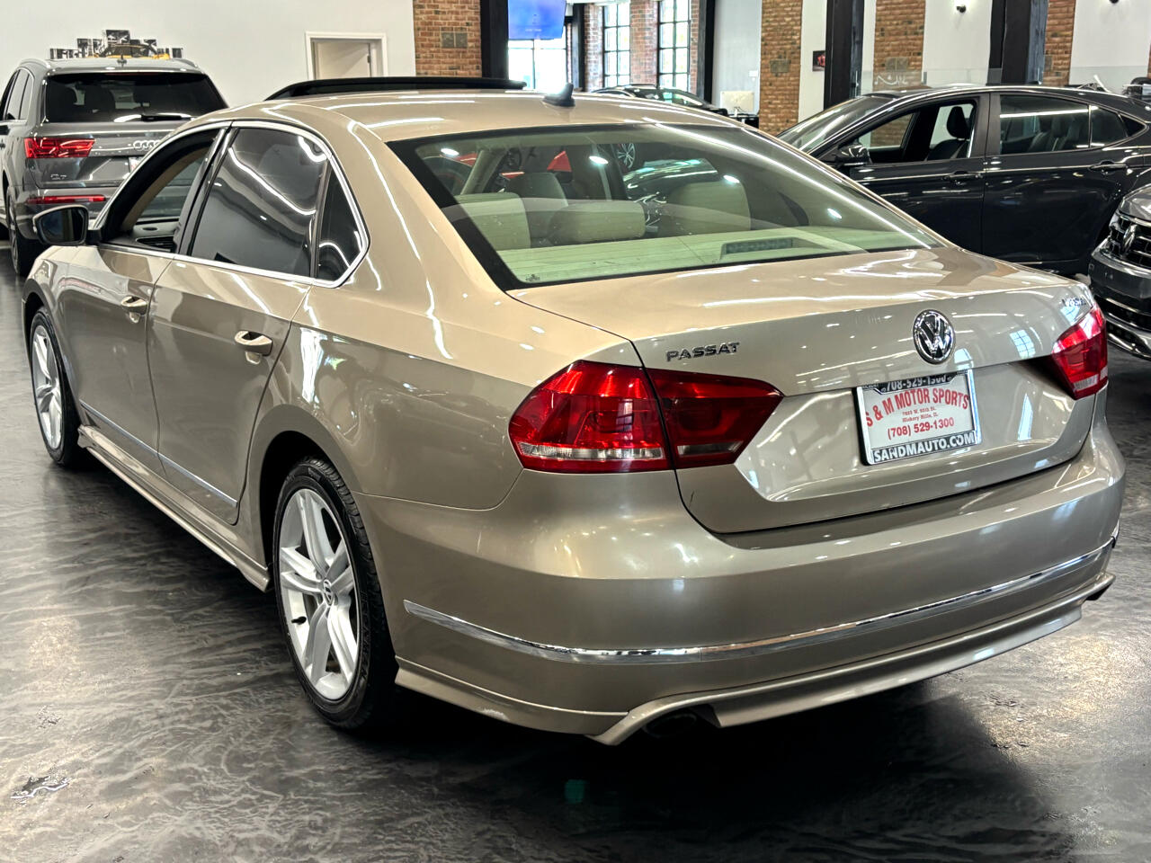 Vehicle image 12 of 30