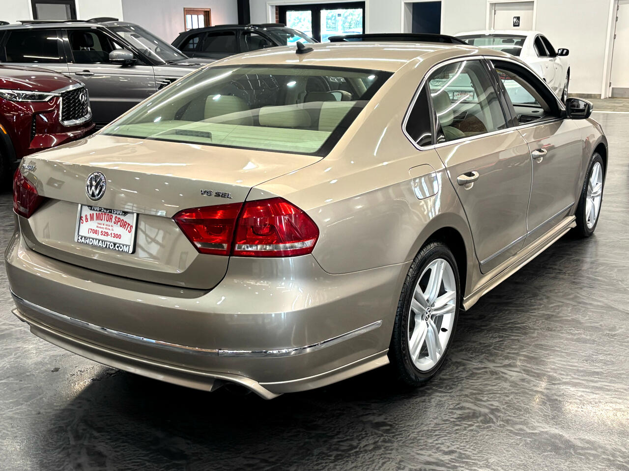 Vehicle image 9 of 30